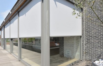 Patio Vertical Retractable Shade Motorized Curtain Roller Blind